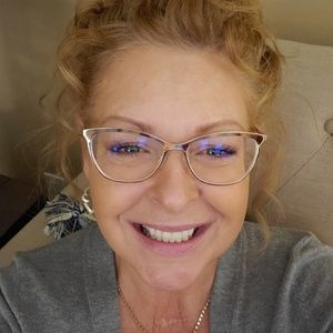 Meet your Posher, Linda